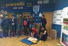 Continuă acțiunile de dotare cu defibrilatoare a membrilor afiliați