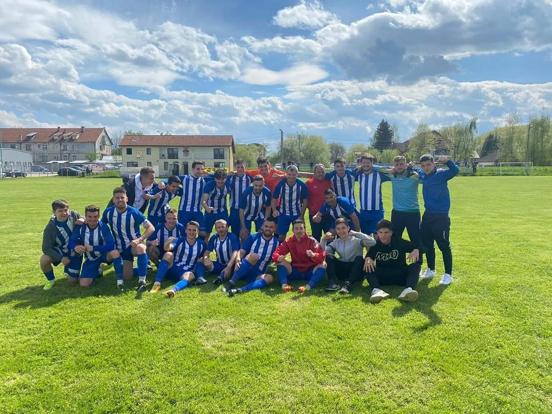 Manifest Wonderful Fjord ACSM Codlea e noua campioană a Ligii a 4-a Brașov | Federația Română de Fotbal Manifest Wonderful Fjord ACSM Codlea e noua campioană a Ligii a 4-a Brașov | Federația Română de Fotbal