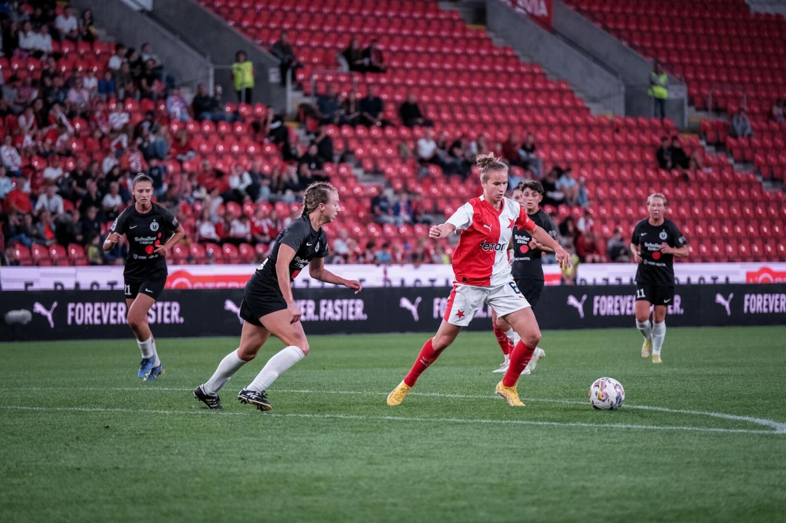 Slavia Praha-Olimpia Cluj, UEFA Women's Champions League 2023/24