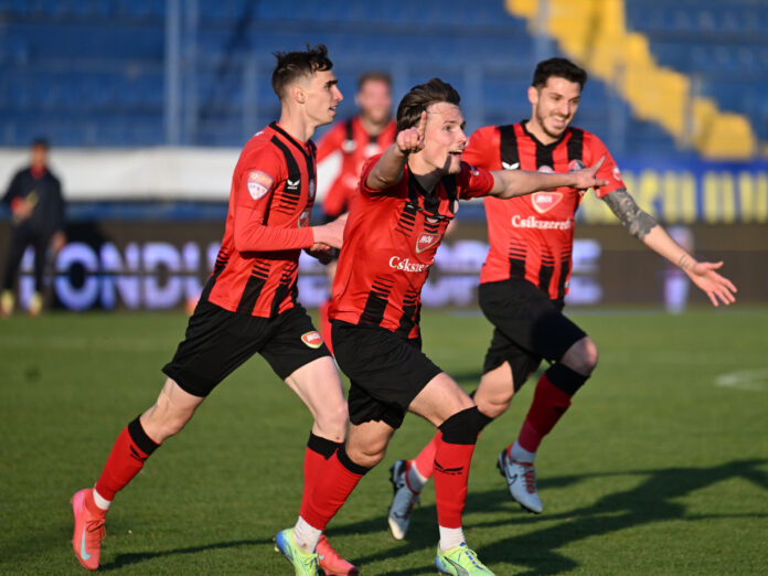 FOTBAL:METALOGLOBUS BUCURESTI-FK CSIKSZEREDA MIERCUREA CIUC, PLAY OFF LIGA 2 CASA PARIURILOR (8.04.2025)