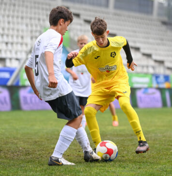 Rată de participare impresionantă în competițiile de fotbal grassroots: 1 din 6 elevi participă în competițiile școlare