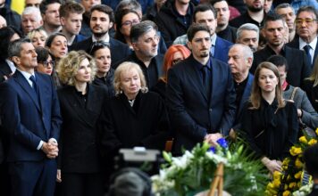 Scrisoare deschisă a familiei Lucescu